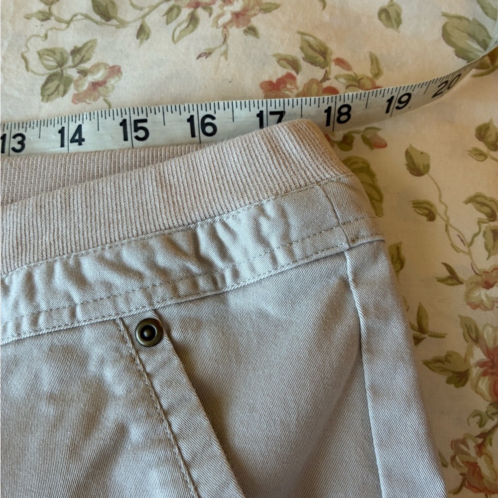 Ruby Rd. Ankle Pants in Light Beige